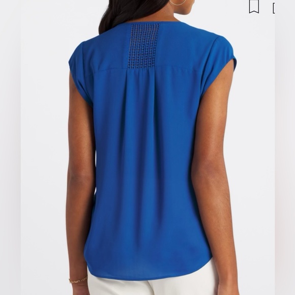 Daniel Rainn Estefany Cobalt Blue Split Neck Blouse NWT - Picture 4 of 9